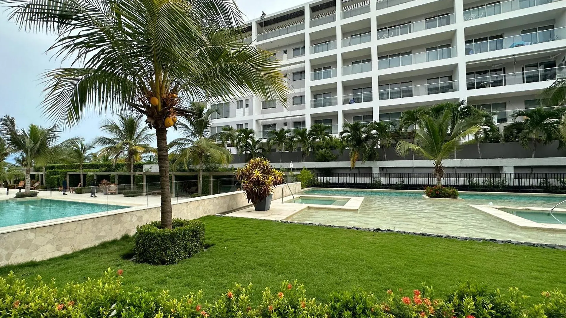 Apartamento En Cartagena Frente Al Mar Con Piscina